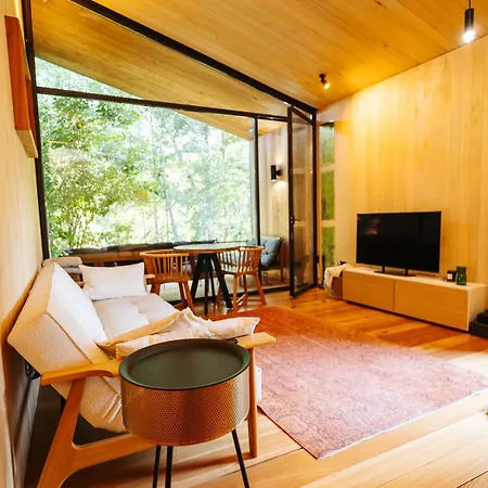 The Grit - 5-star Hideaway For Two